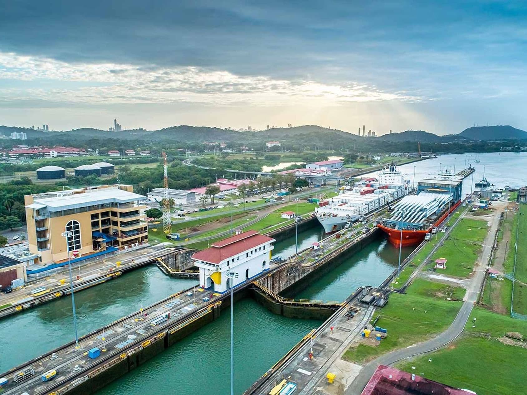 Panama Canal (Miraflores Locks)