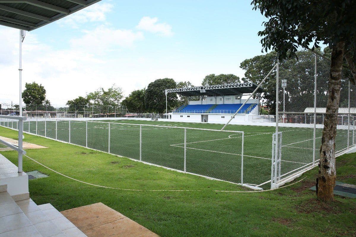 Complejo Deportivo 28 de Noviembre
