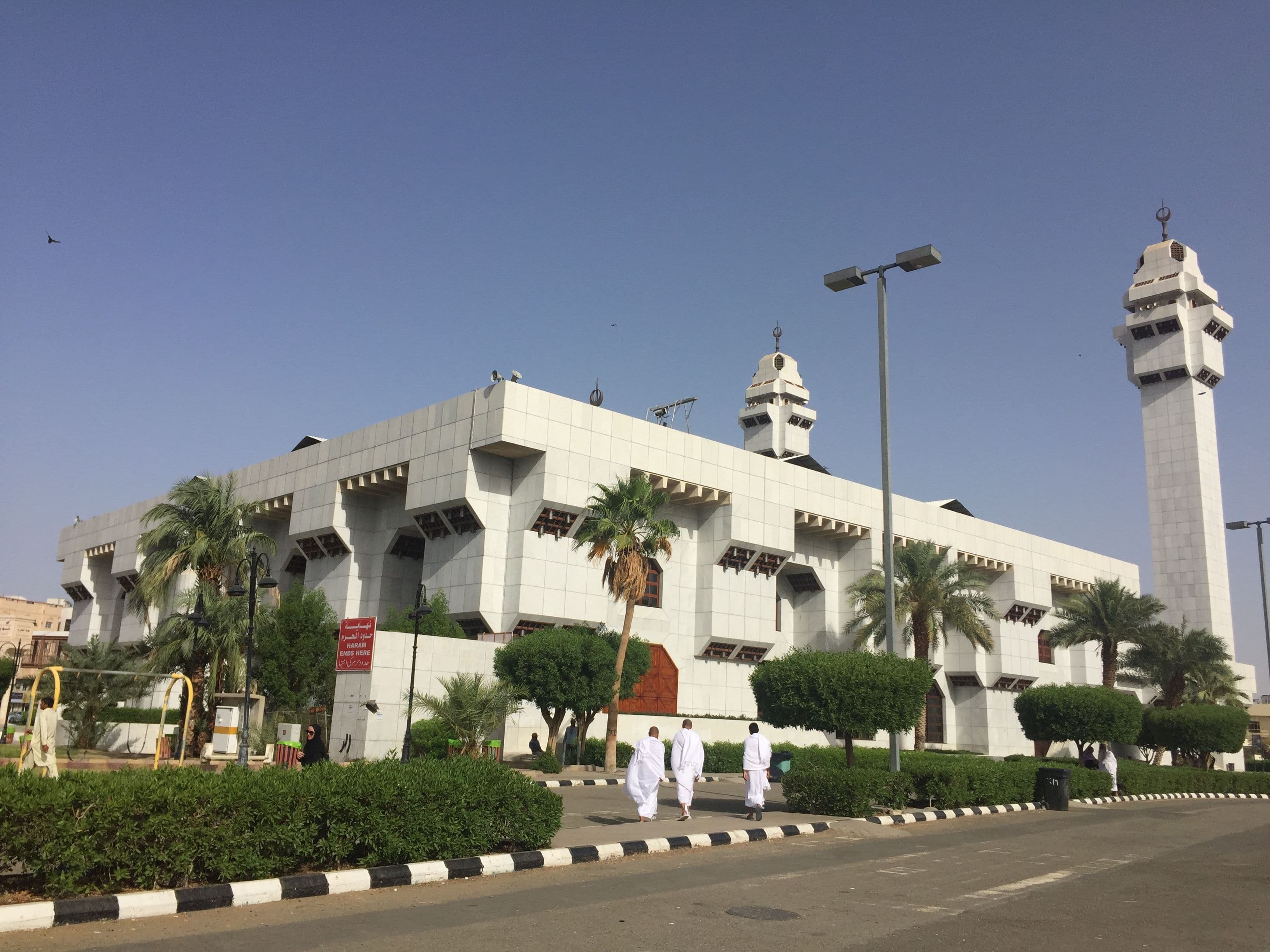 Masjid Aisha “Umm al-Mumineen”(Masjid Al-Taneem)