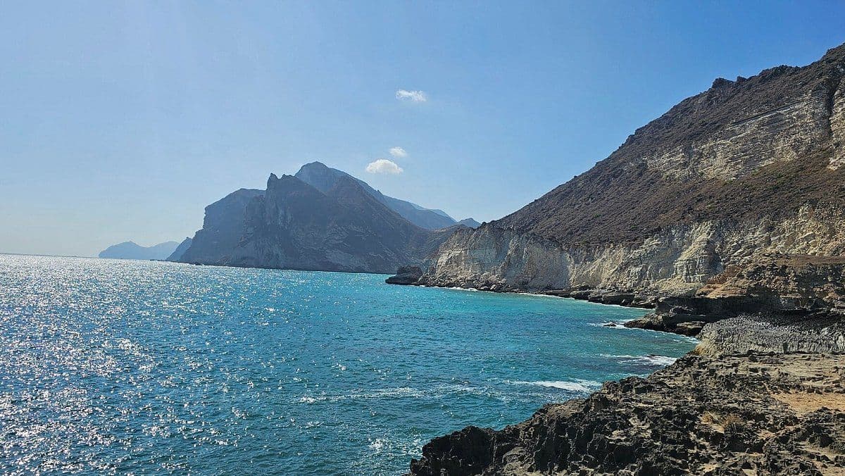 Al Mughsail Beach & Marneef Cave